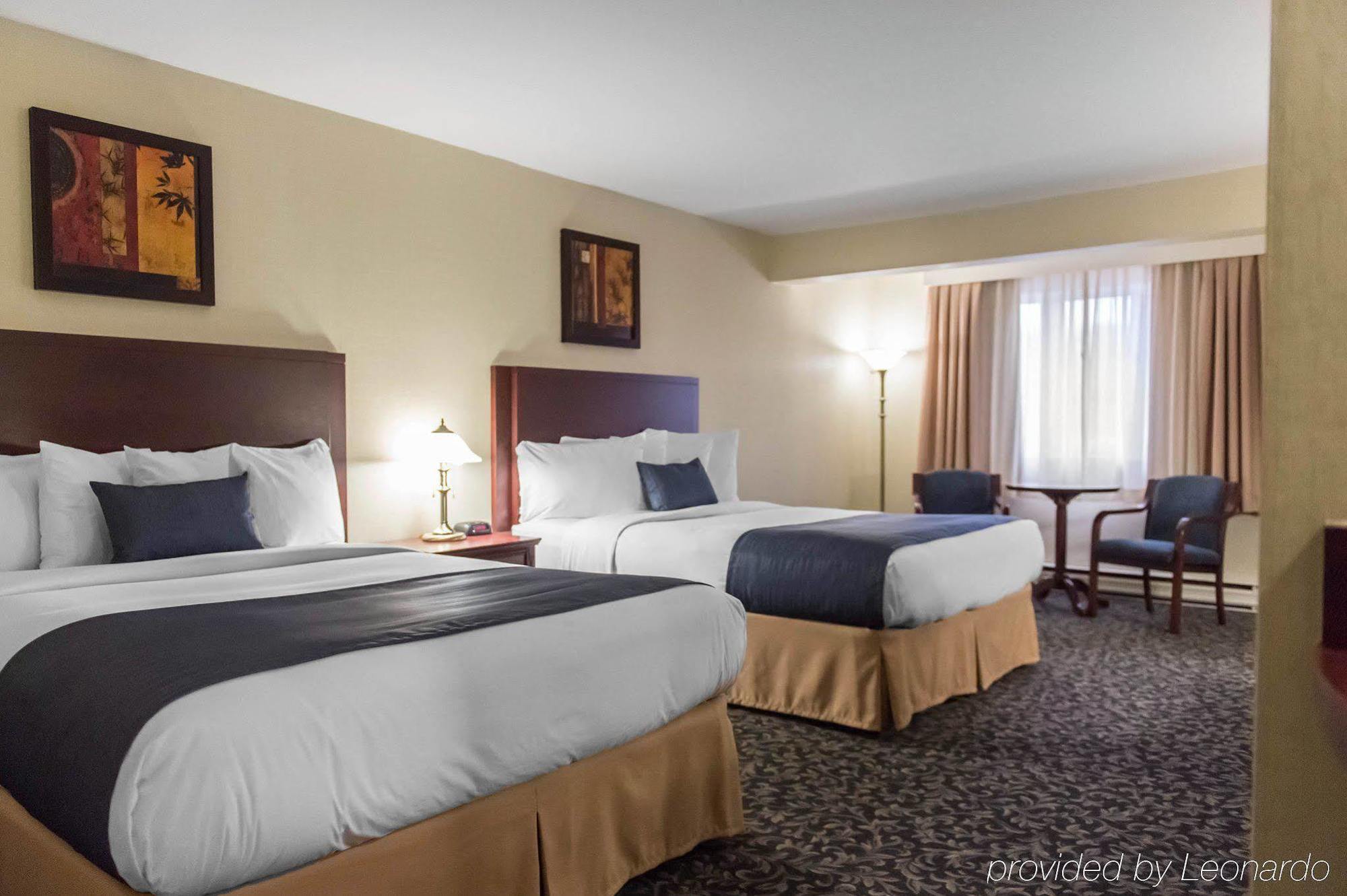 Quality Inn Mont-Laurier Zewnętrze zdjęcie